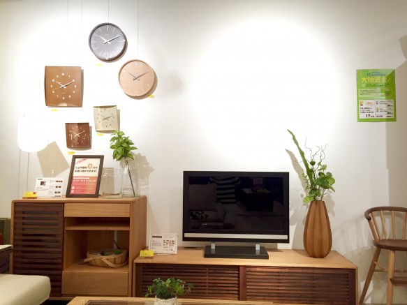 テレビボード　ﾃﾚﾋﾞ　壁　インテリア　オシャレ　壁面　アート　飾りつけ　比較